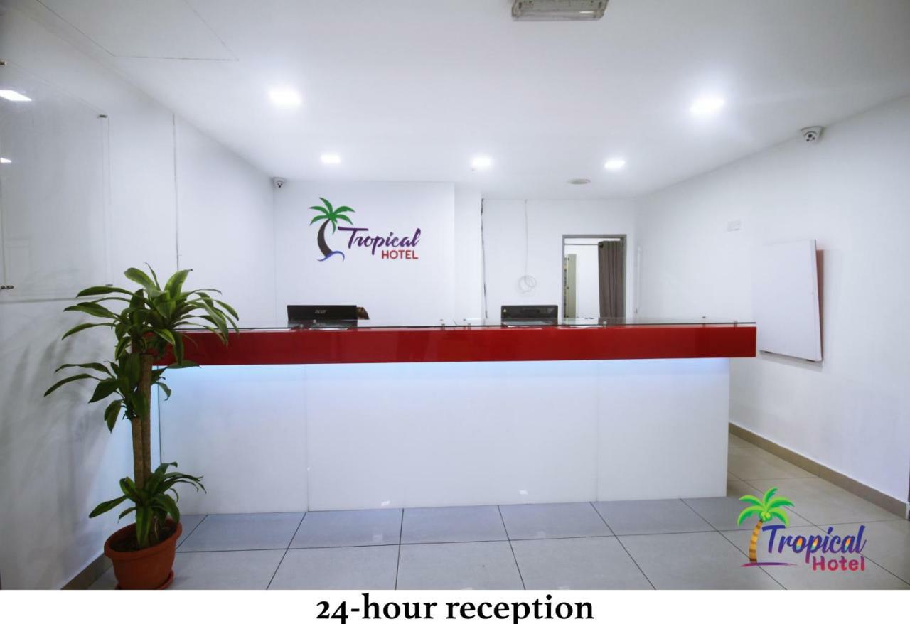 Tropical Hotel Кота Дамансара Экстерьер фото